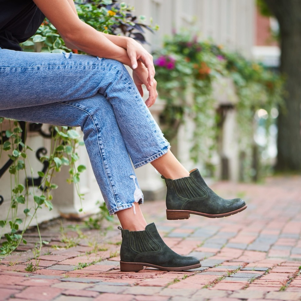 Sofft Chelsea Boot /‎ Pine / SZ 6.5